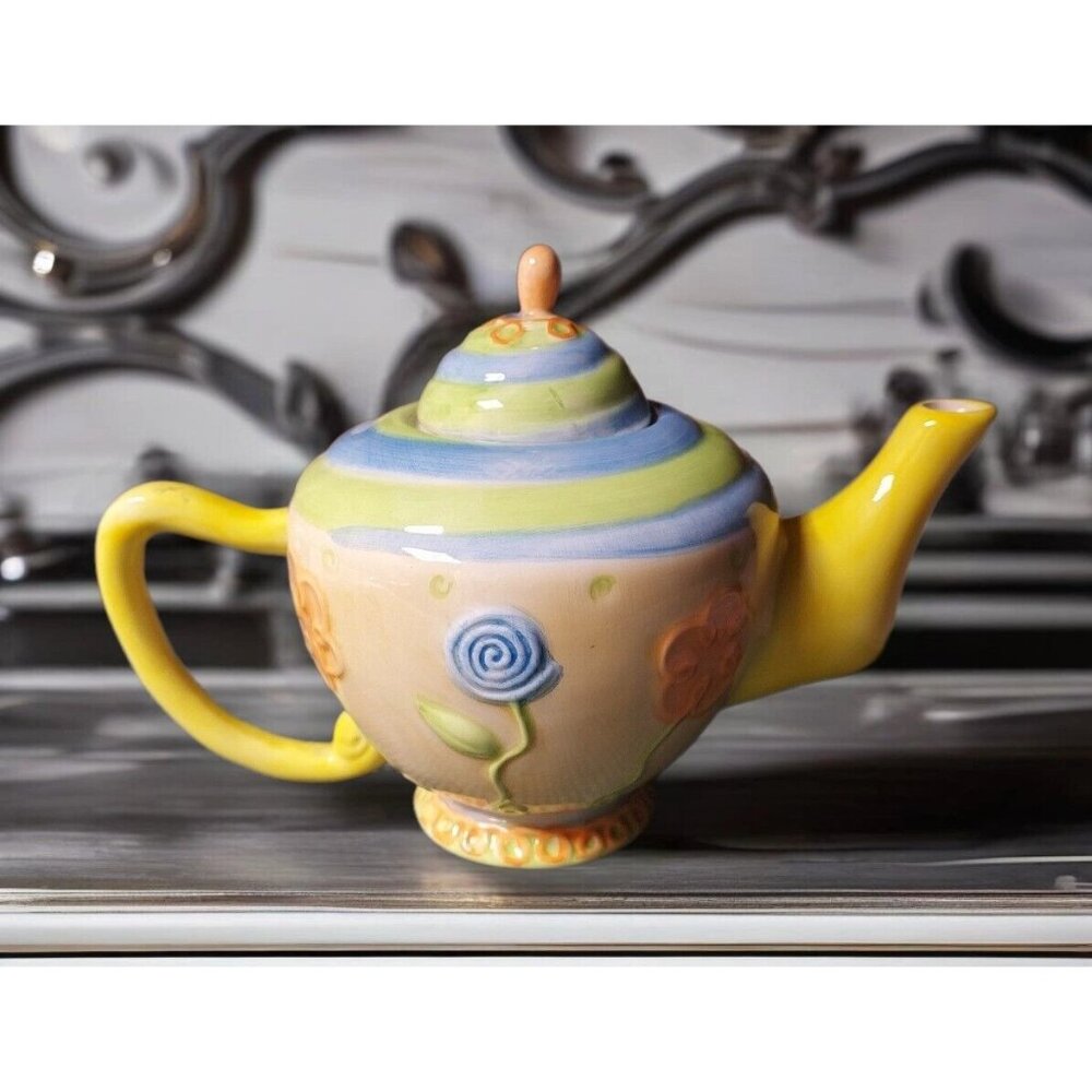 Teapot Oneida Single Serve 12 Oz Pastel Flowers Cottagecore English Tea Charming - Picture 2 of 9